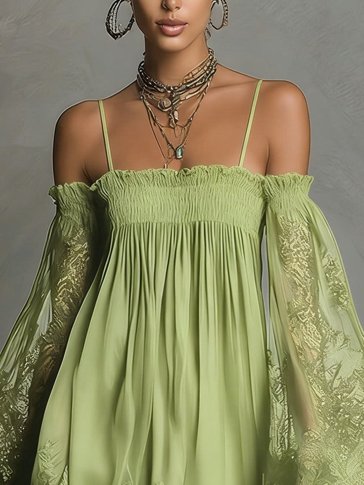 Fiorella™ | Mini Robe Chiffon Bleu Marine à Décolleté Off-the-Shoulder, Détails en Dentelle et Manches Transparentes