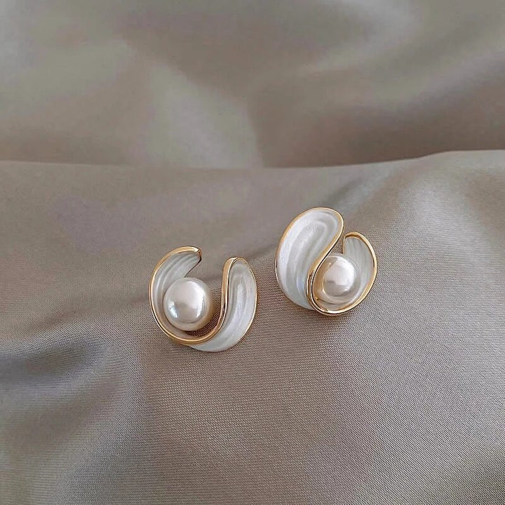 Boucles d'oreilles en perles d'or intemporelles