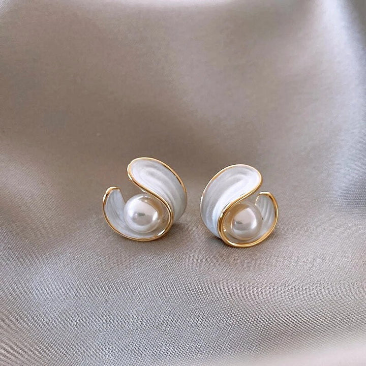 Boucles d'oreilles en perles d'or intemporelles