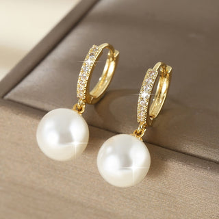 Les Boucles d'Oreilles en Goutte de Perle Moderne
