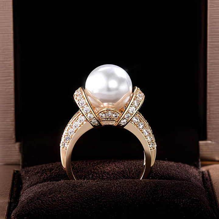 Bague avec Perle de la Couronne