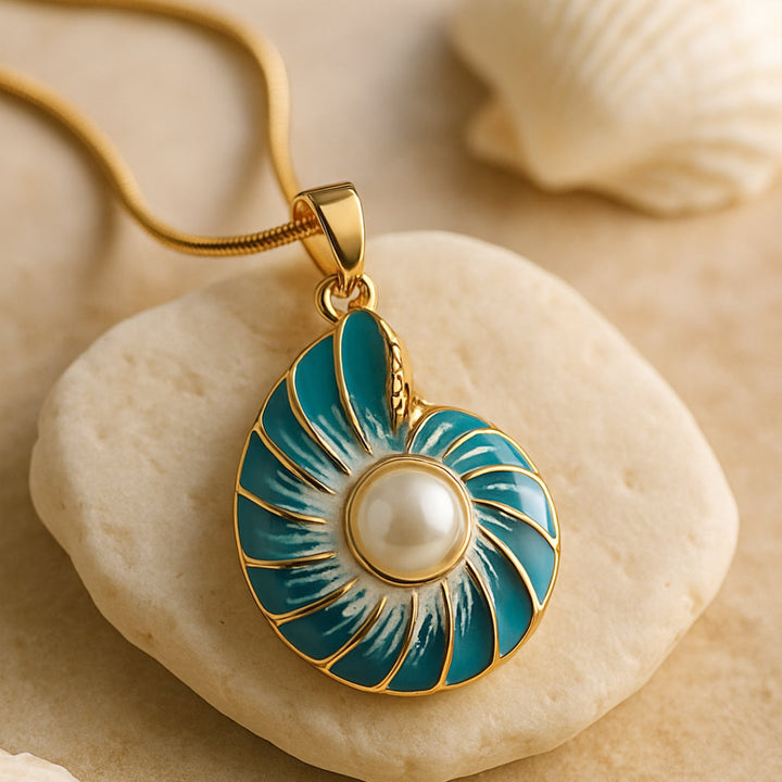 Collier avec Pendentif en Perle de Coquillage