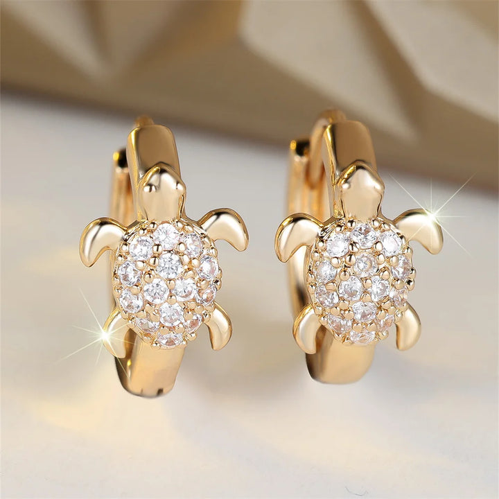 Boucles d'oreilles en forme de tortue de mer avec zircon scintillant