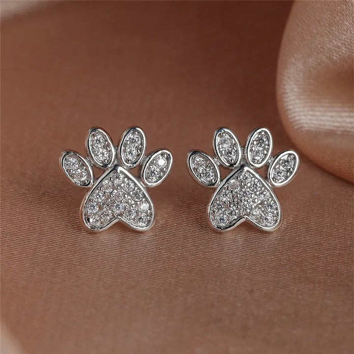 Boucles d'oreilles en zircon blanc – Design en forme de cœur
