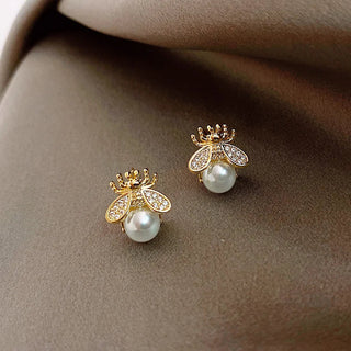 Boucles d'oreilles Perle Abeille en Argent – Bijoux Élégants en Ton Doré pour Femmes