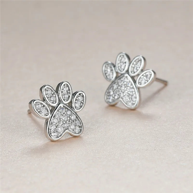 Boucles d'oreilles en zircon blanc – Design en forme de cœur