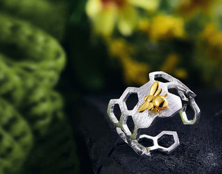 Bague en nid d'abeille plaquée or 18K ajustable