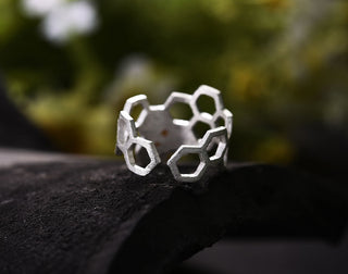 Bague en nid d'abeille plaquée or 18K ajustable