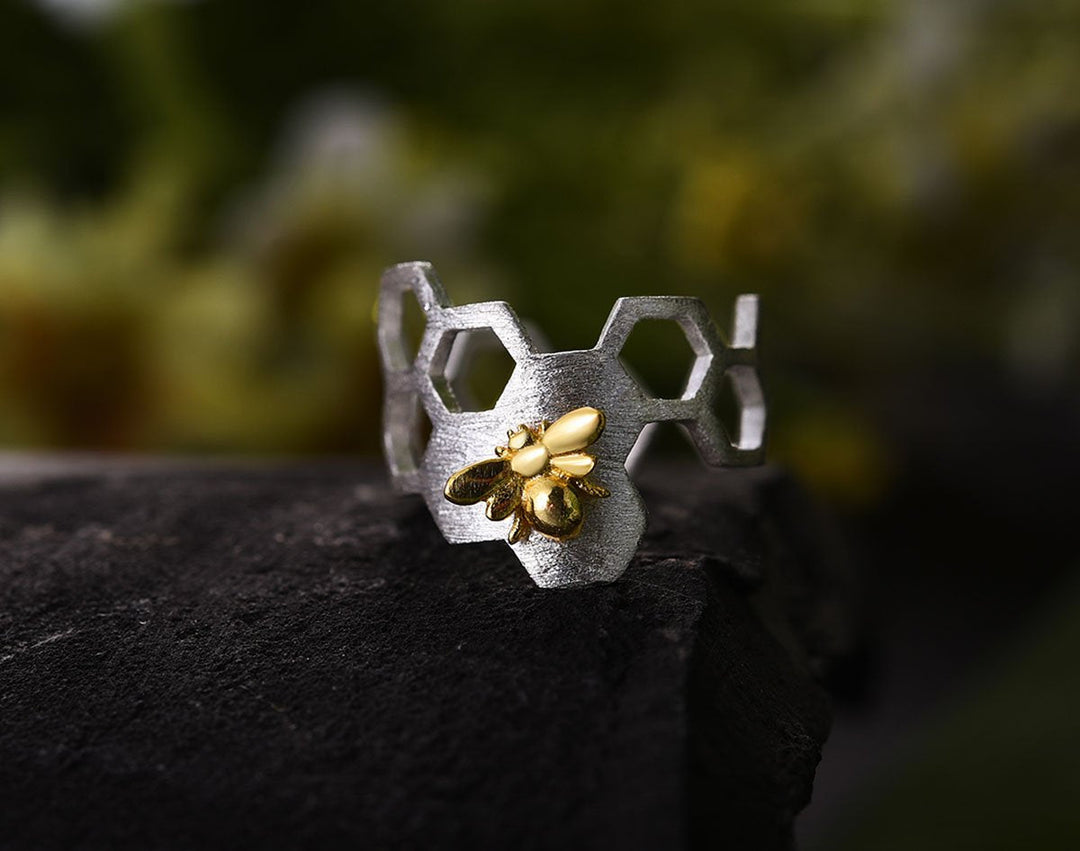 Bague en nid d'abeille plaquée or 18K ajustable