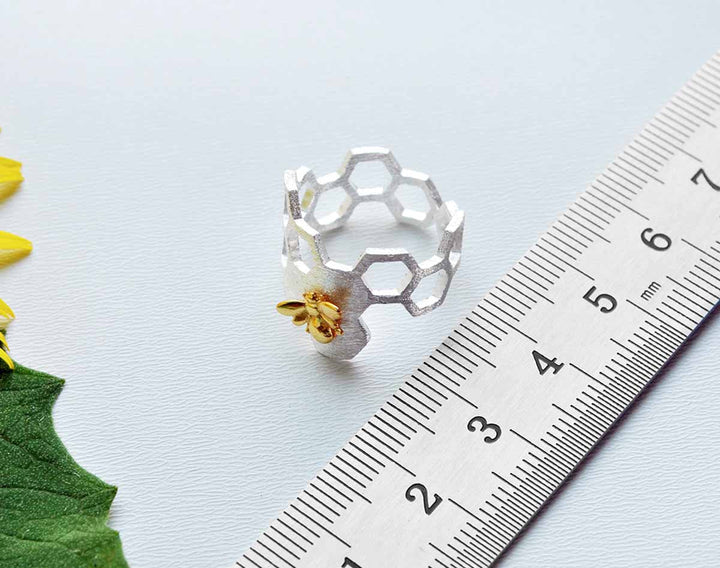 Bague en nid d'abeille plaquée or 18K ajustable