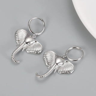 Boucles d'oreilles créoles avec pendentif éléphant