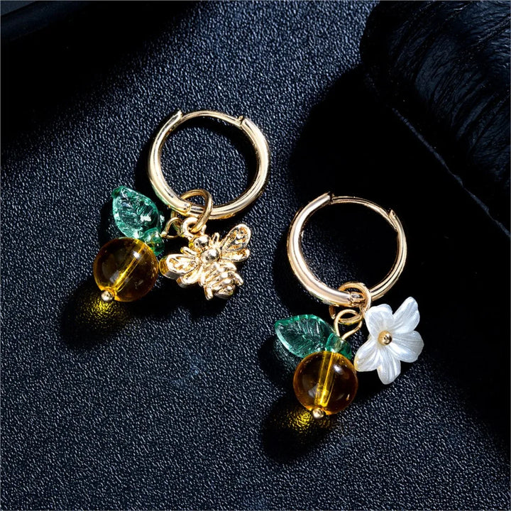 Boucles d'oreilles en forme de cerceau avec fleurs d'orange et abeilles