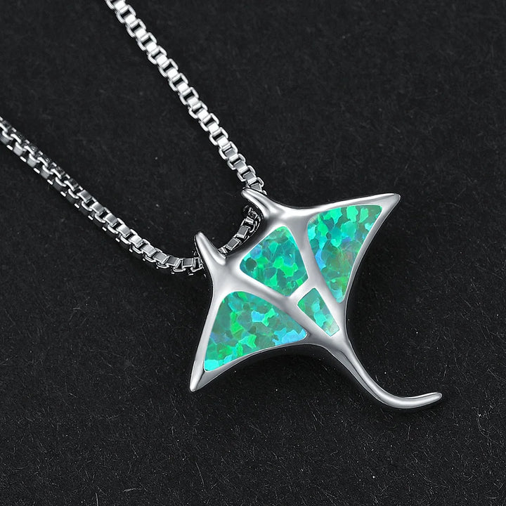 Collier en Opale Bleue Manta Ray