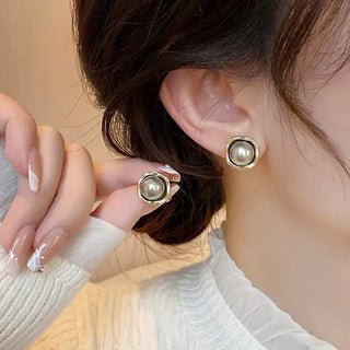 Boucles d'oreilles en perles noires de luxe