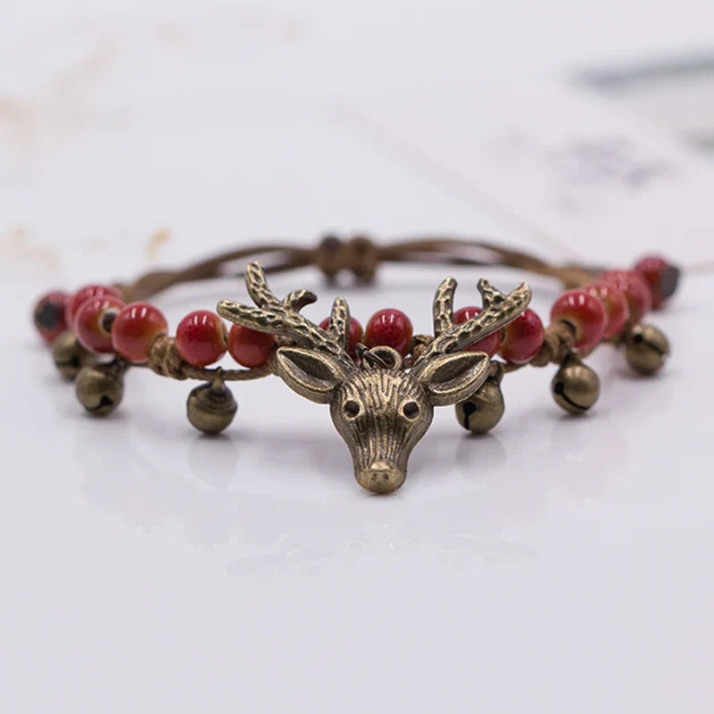 Bracelet en céramique fait main avec charme de faon