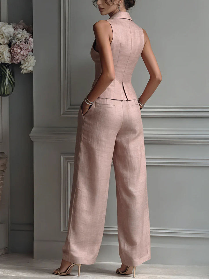 Ensemble deux pièces femme avec décolleté en V et boutons