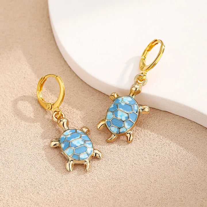 Boucles d'oreilles Huggie Tortue de Mer Charme Océan