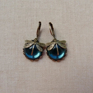 Boucles d'oreilles Libellule Sphérique en Or Antique