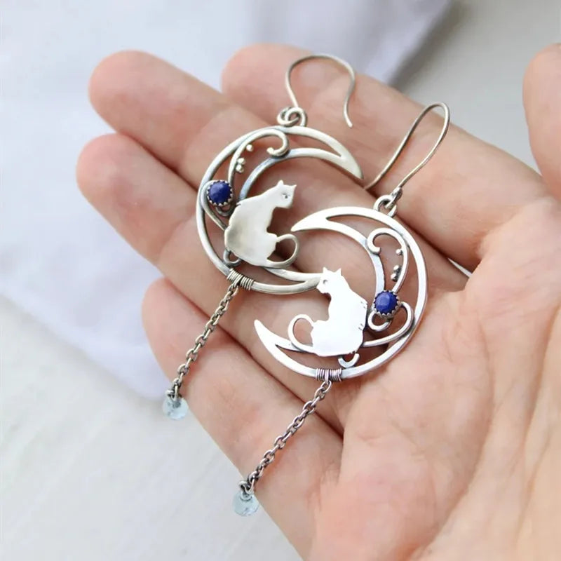 Boucles d'oreilles Chat de Lune – Design Vintage en Croissant avec Pierre Précieuse Lapis Lazuli