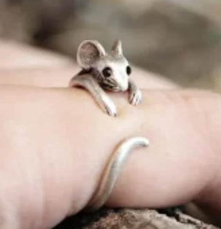 Bague Enveloppante Souris Adorable – Bijoux Vintage Ajustables