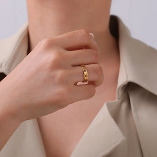Bague en Acier Inoxydable avec Motif de Patte en Ton Or