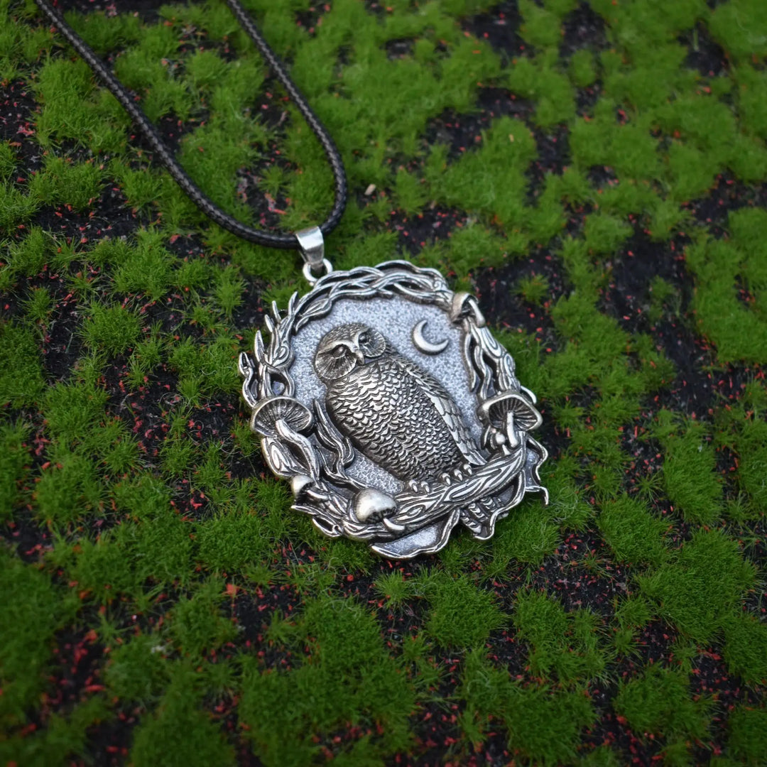 Pendentif Collier Champignon de Lune de Hibou Mystique
