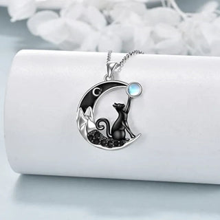 Pendentif en Cristal de Lune avec Chat Noir