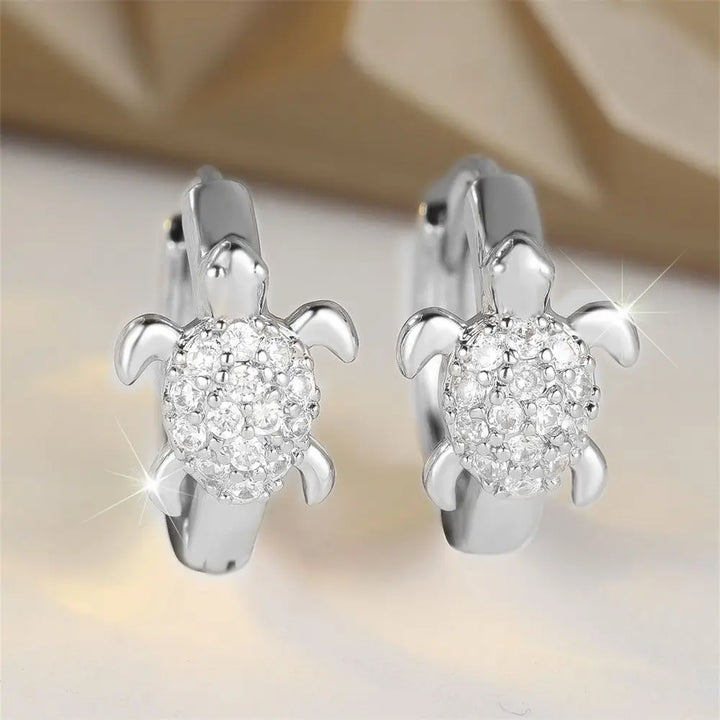 Boucles d'oreilles en forme de tortue de mer avec zircon scintillant