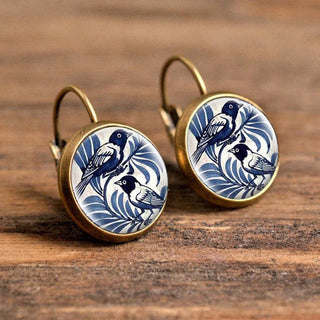 Boucles d'oreilles en verre sous dôme de pie bleue vintage