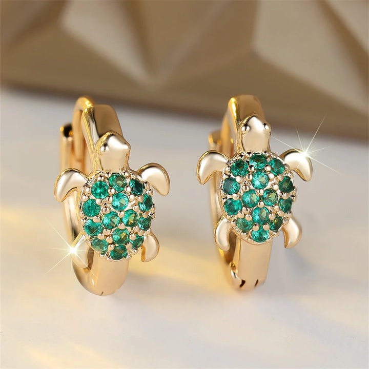 Boucles d'oreilles en forme de tortue de mer avec zircon scintillant