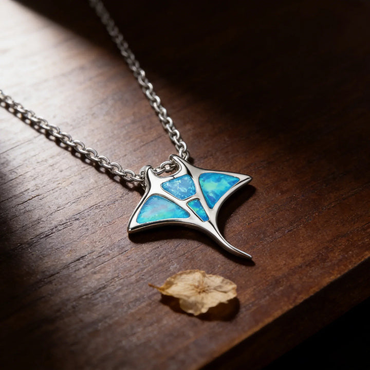 Collier en Opale Bleue Manta Ray