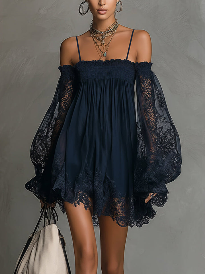 Fiorella™ | Mini Robe Chiffon Bleu Marine à Décolleté Off-the-Shoulder, Détails en Dentelle et Manches Transparentes