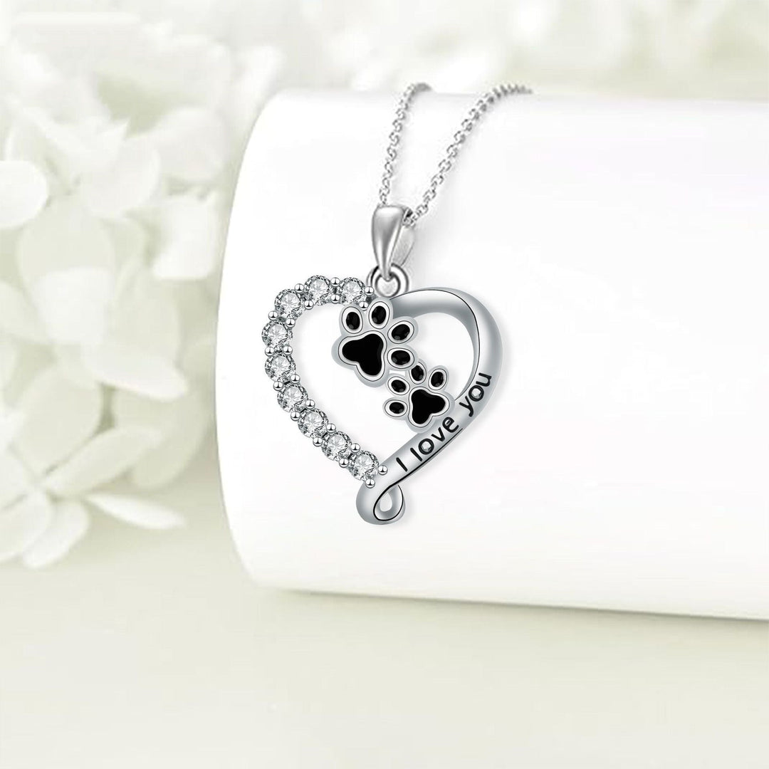 Collier en Pendentif en Forme de Cœur avec Patte