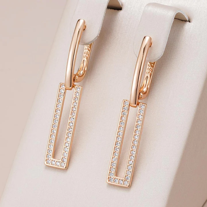 Boucles d'oreilles Rectangulaires Creuses Élégantes en Or