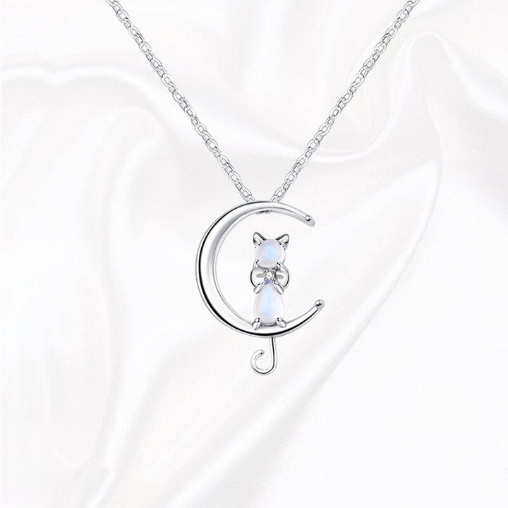 Collier Croissant en Pierre de Lune et Chat