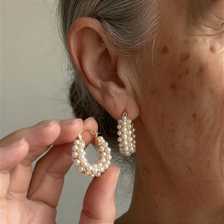 Boucles d'oreilles créoles avec perles superposées