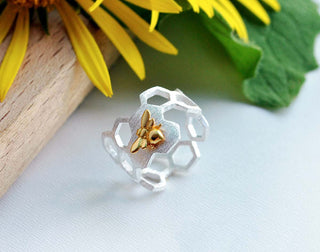 Bague en nid d'abeille plaquée or 18K ajustable